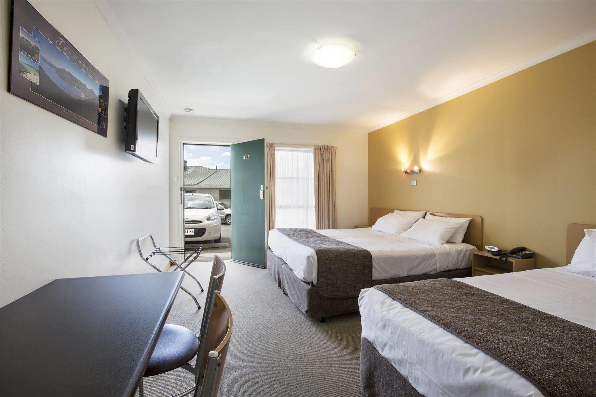 Nightcap At Riverside Hotel Launceston Exterior foto