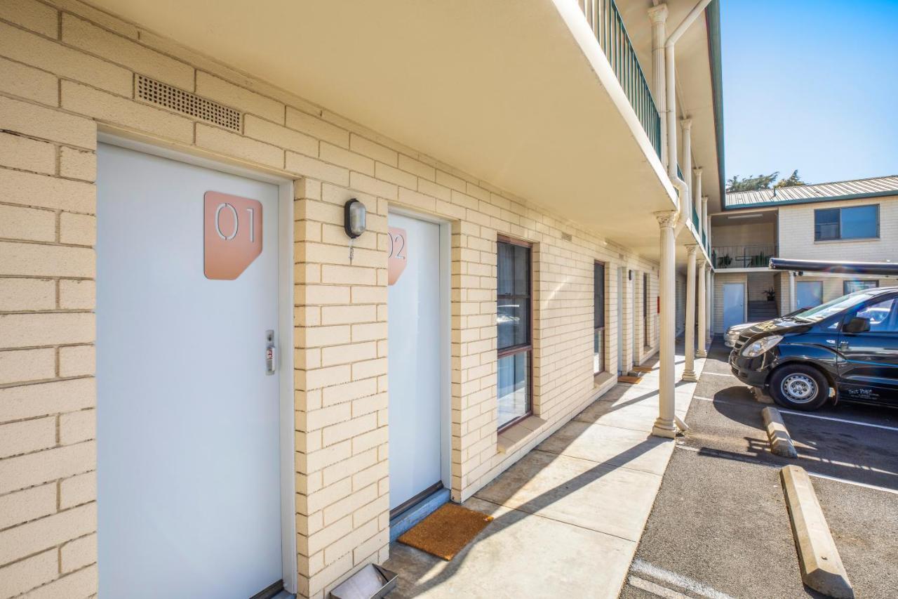 Nightcap At Riverside Hotel Launceston Exterior foto